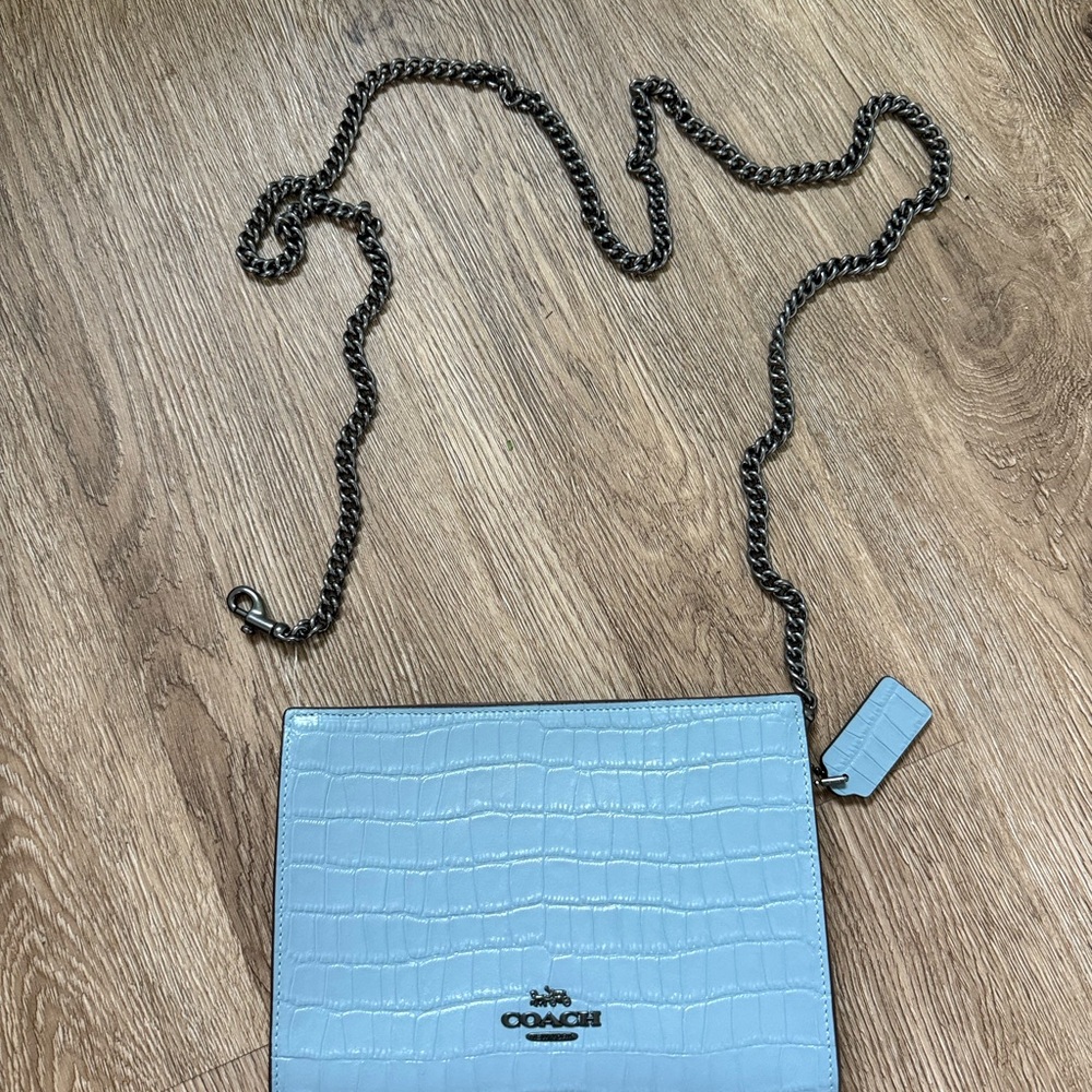 Coach Blue Leather Crossbody Bag Elegant Design